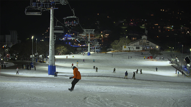 twilight skiing image 2